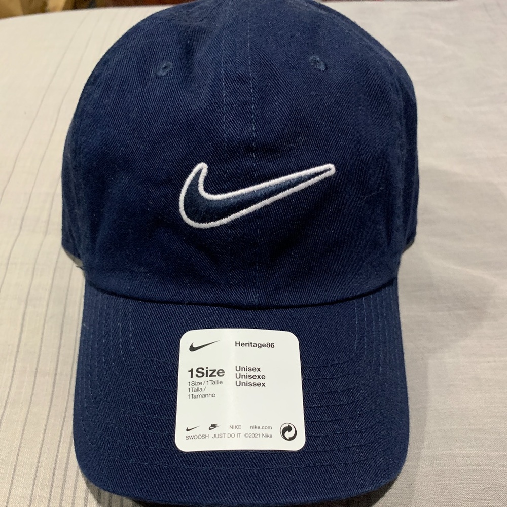 Nike Heritage 86 swoosh cap (New)